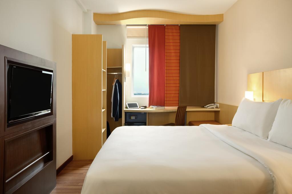 Ibis Chesterfield North - Barlborough Eksteriør bilde